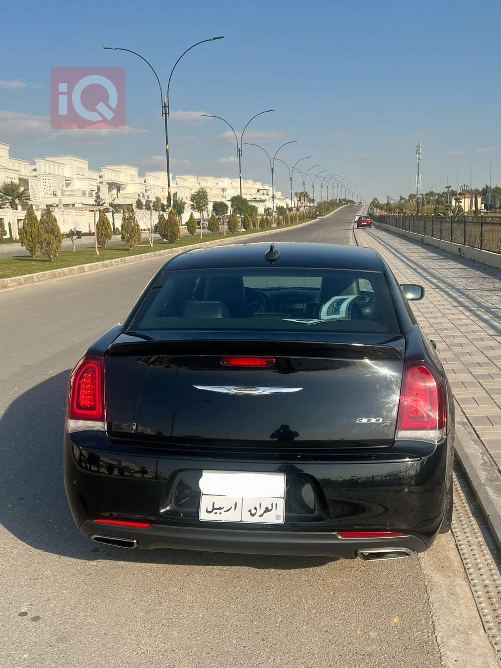 كرايسلر 300